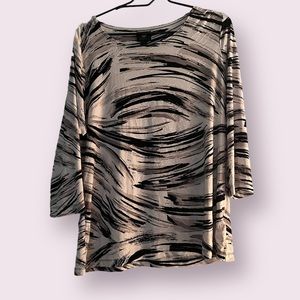 JM Collection, 3/4 Sleeve Lightweight Blouse, Black and White Raised Pattern, XL